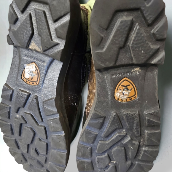 Chunky Ariat Boots - Picture 3 of 4